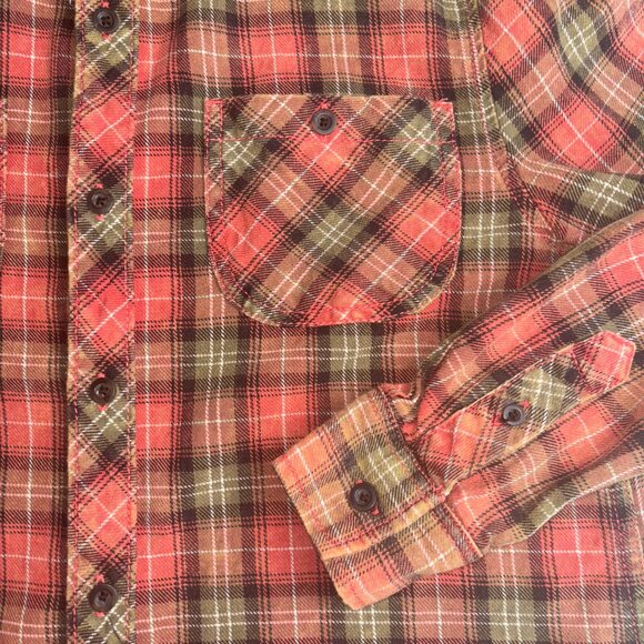 By Junkfood Red & Green Plaid Button Down Shirt with Peace Sign - Size S - Picture 11 of 11
